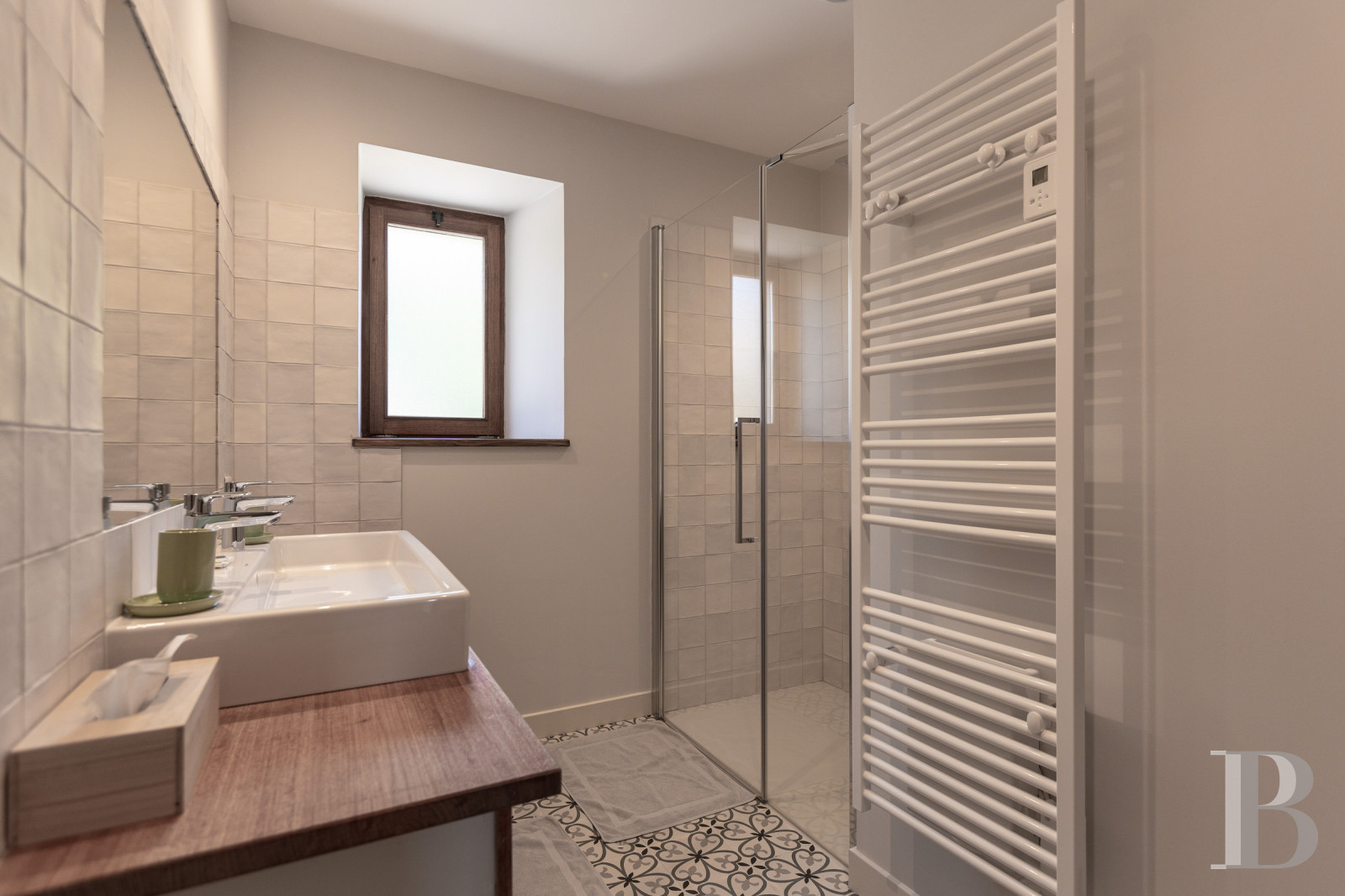 En Ardèche, à Saint-Alban-Auriolles, une ancienne ferme du 17e siècle à l’ombre d’un château - photo  n°15